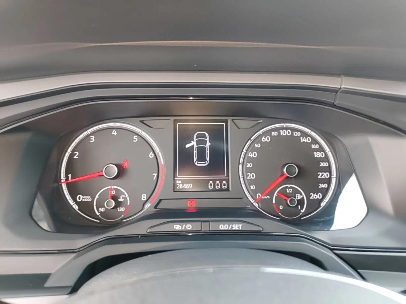 Volkswagen Polo 2021 Plus 1.5L Automatic Panoramic Enjoyment Edition — миниатюра 14