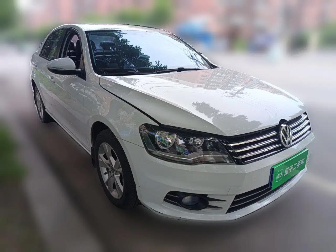 Volkswagen Bora 2015 Qihui Edition 1.6L Automatic Fashion Model — миниатюра 3