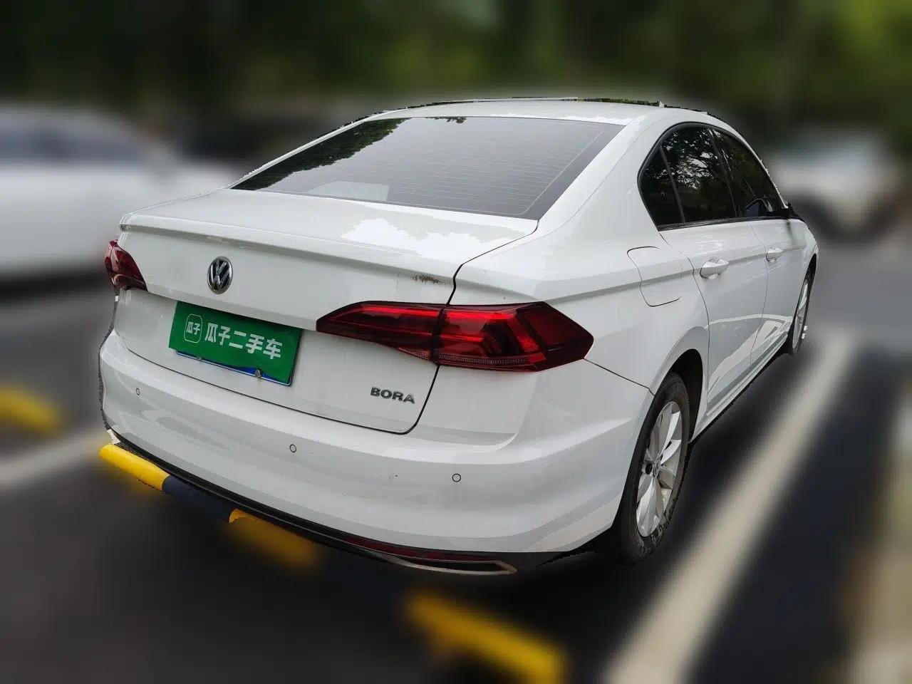 Volkswagen Bora 2020 1.5L Automatic Elite Version — миниатюра 6