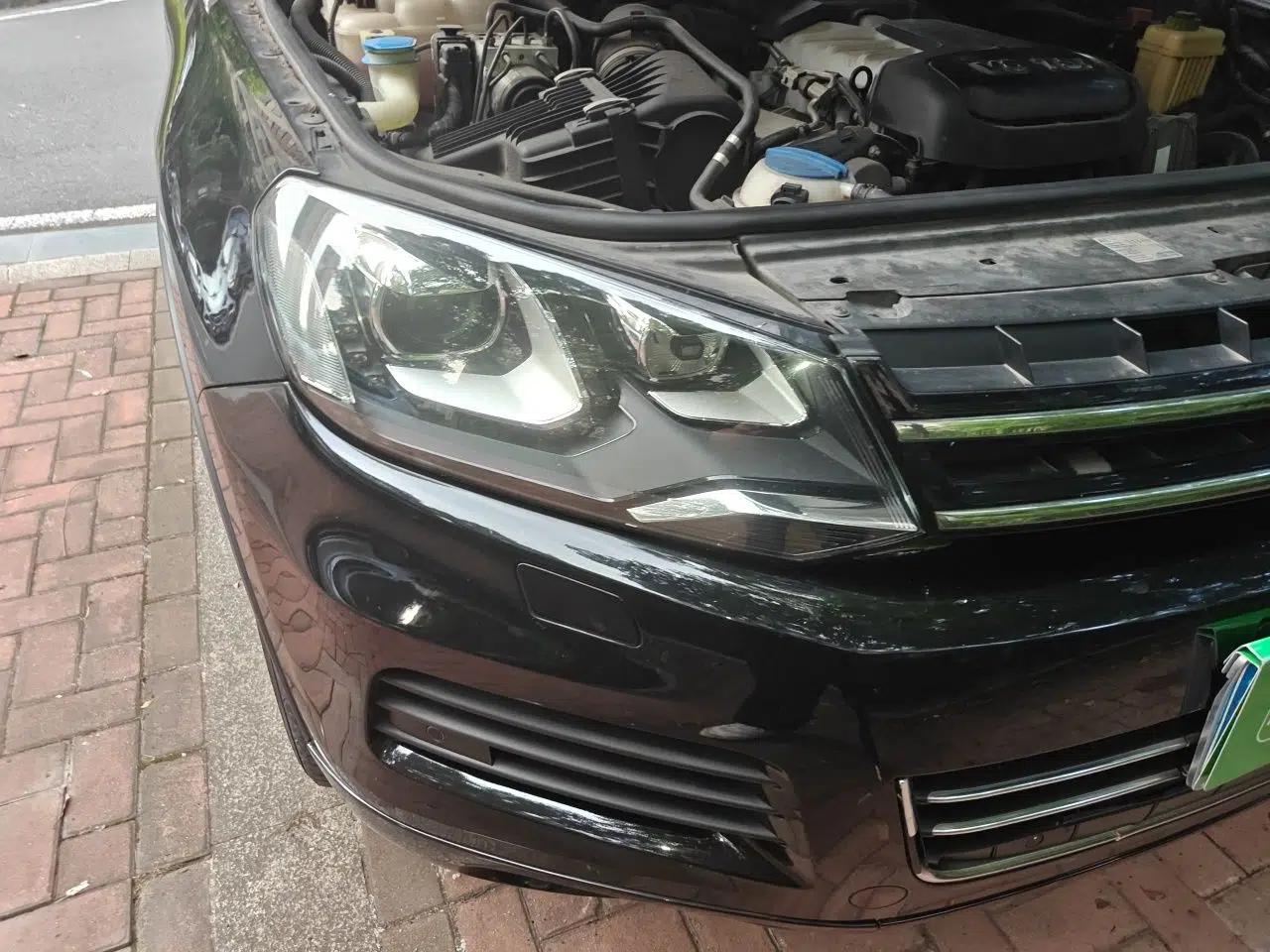 Volkswagen Touareg 2011 3.0 TSI High-End Version — миниатюра 7