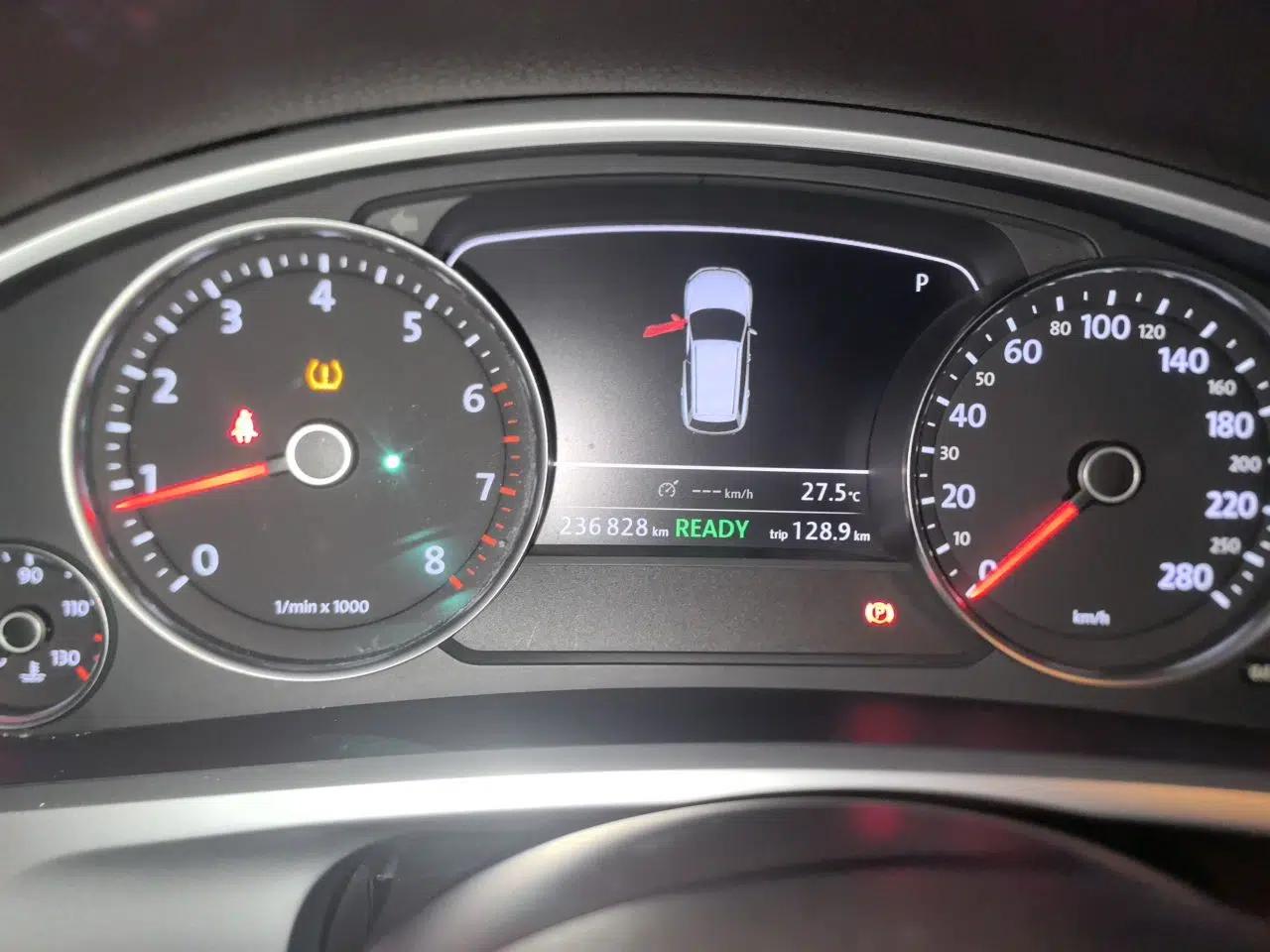 Volkswagen Touareg 2011 3.0 TSI Hybrid — миниатюра 11
