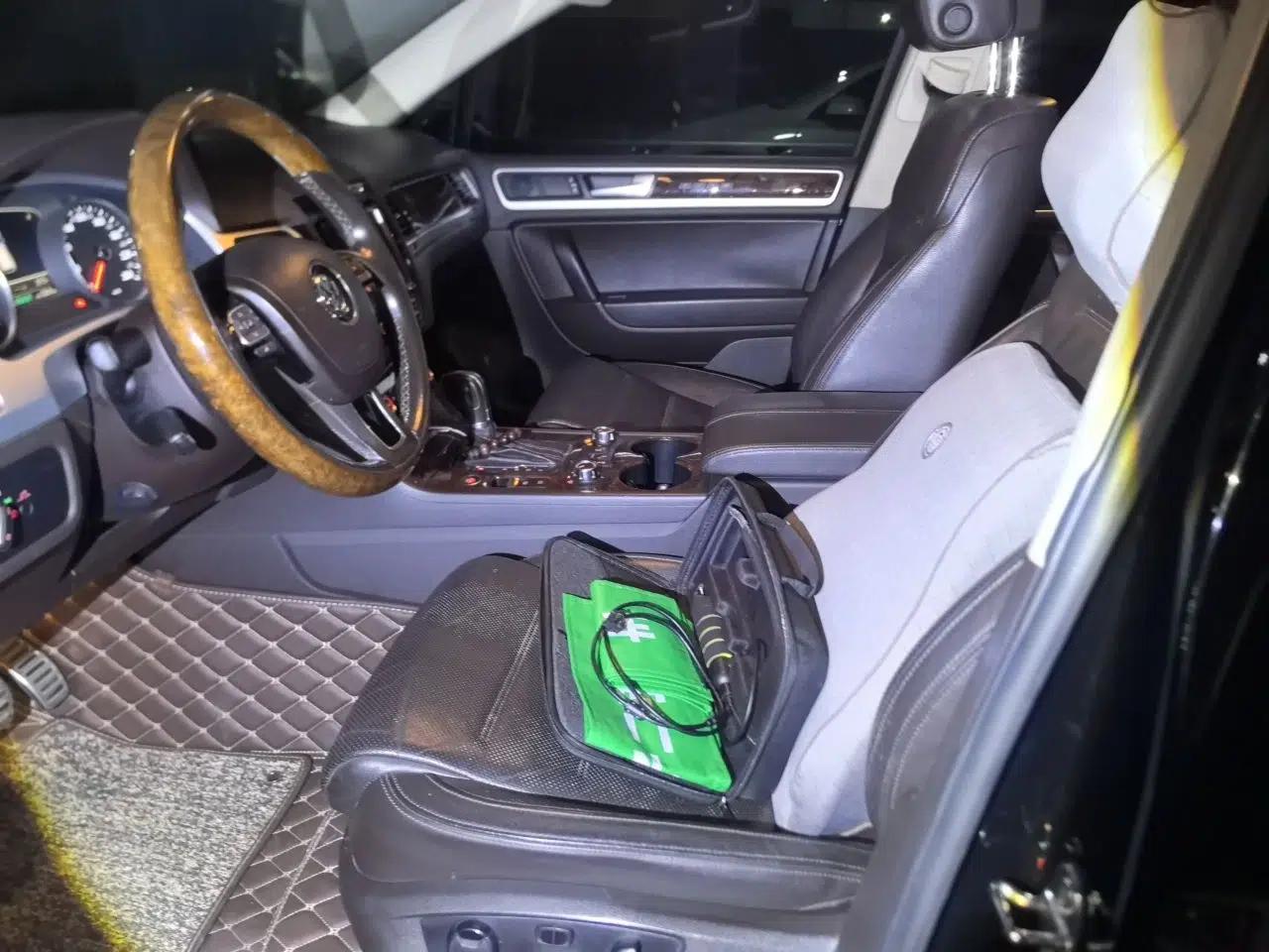 Volkswagen Touareg 2011 3.0 TSI Hybrid — миниатюра 15