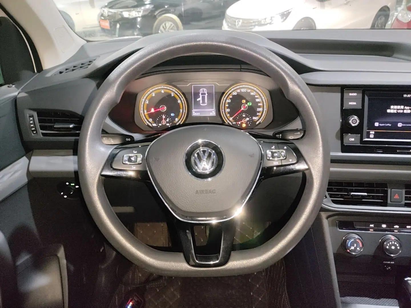 Volkswagen Tharu 2020 280TSI Two-Wheel Drive Trend Edition China VI Standard — миниатюра 13