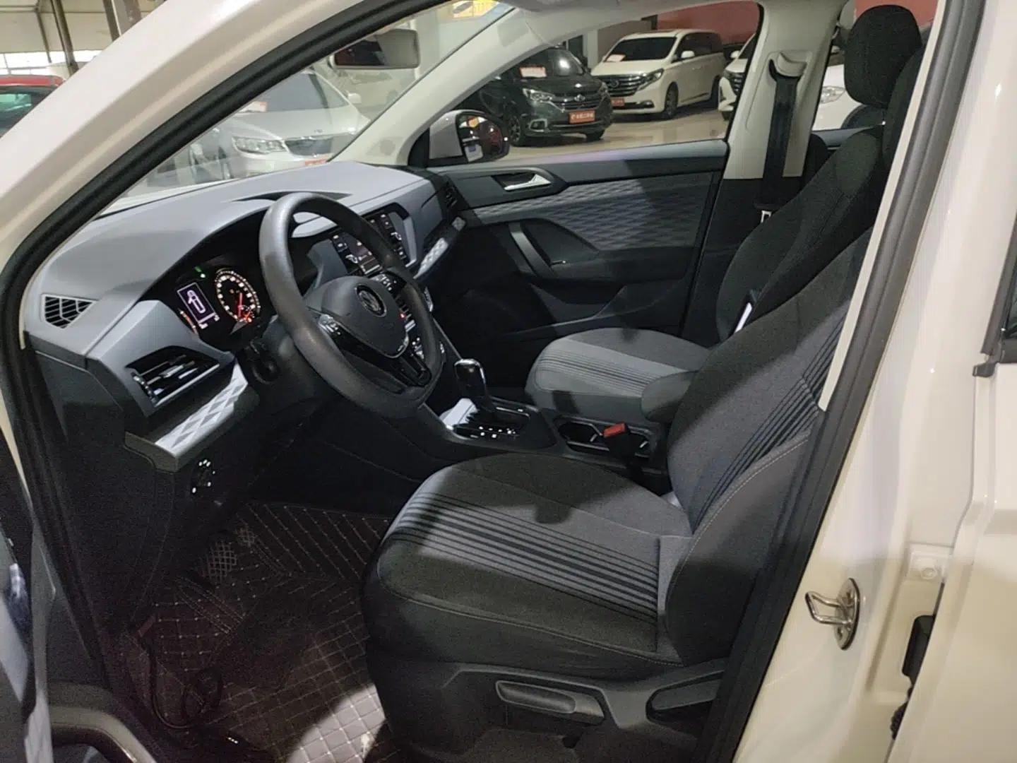 Volkswagen Tharu 2020 280TSI Two-Wheel Drive Trend Edition China VI Standard — миниатюра 17