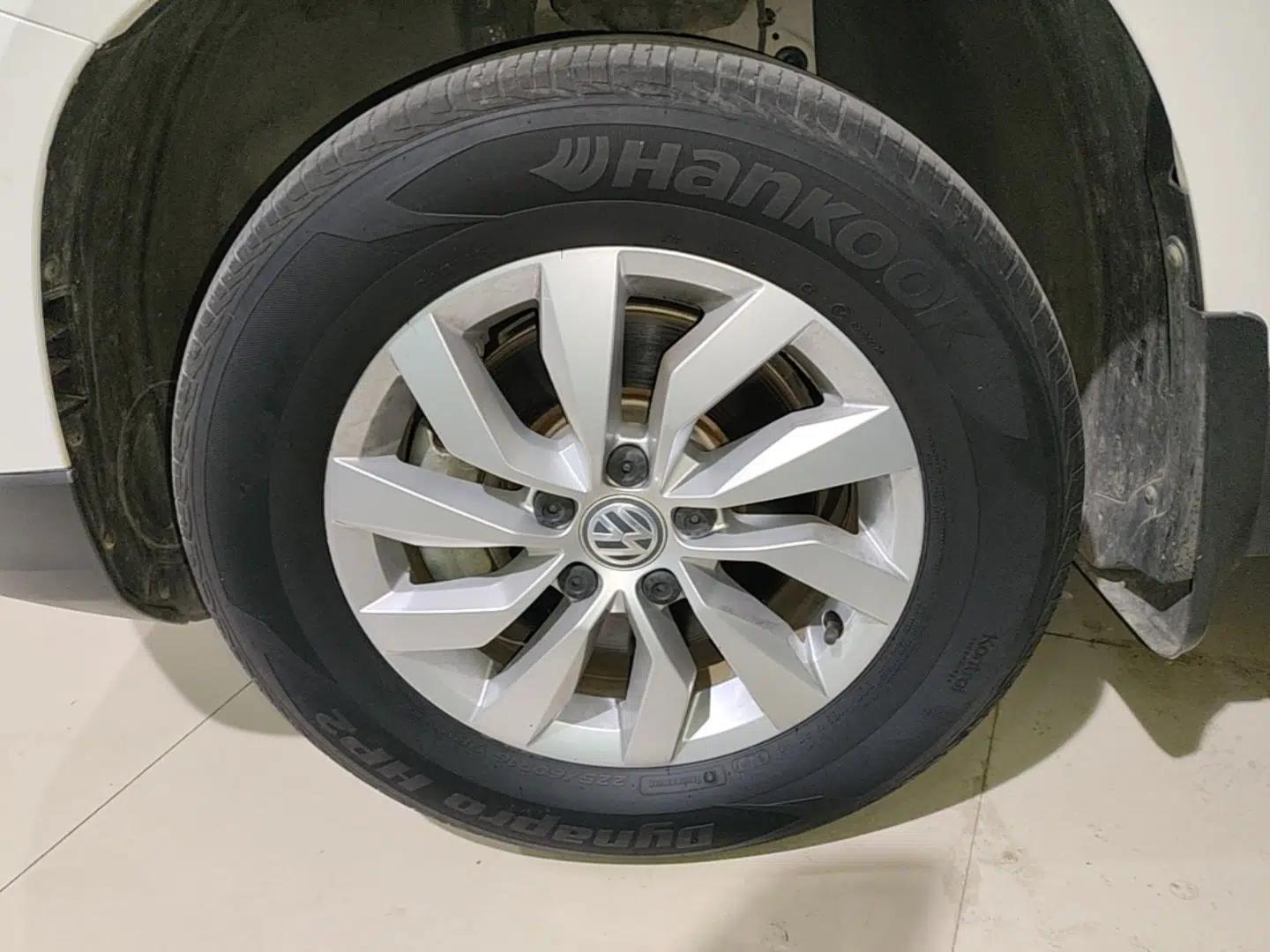 Volkswagen Tharu 2020 280TSI Two-Wheel Drive Trend Edition China VI Standard — миниатюра 10