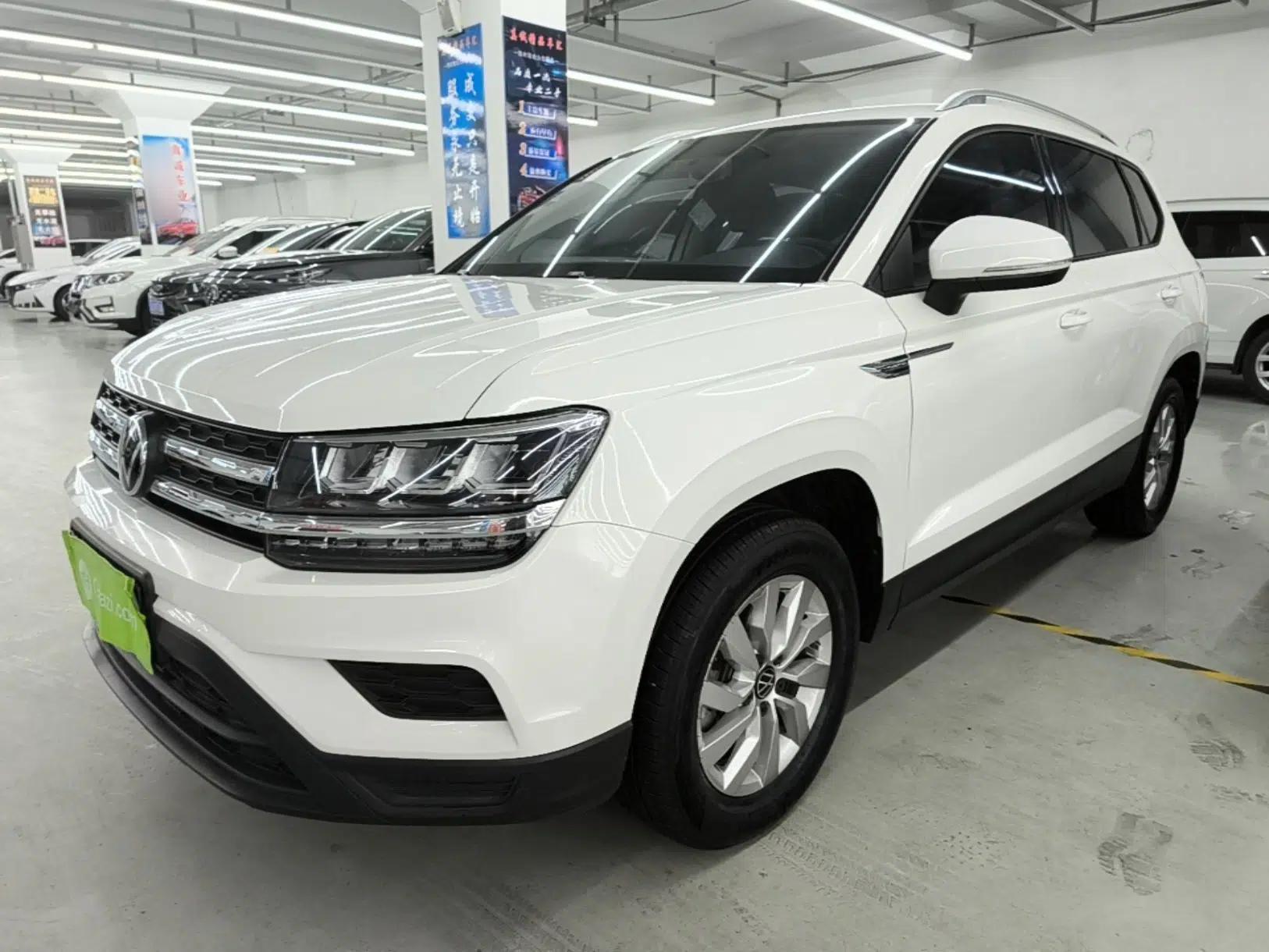 Volkswagen Tharu 2021 280TSI Two-Wheel Drive Trend Edition — миниатюра 1