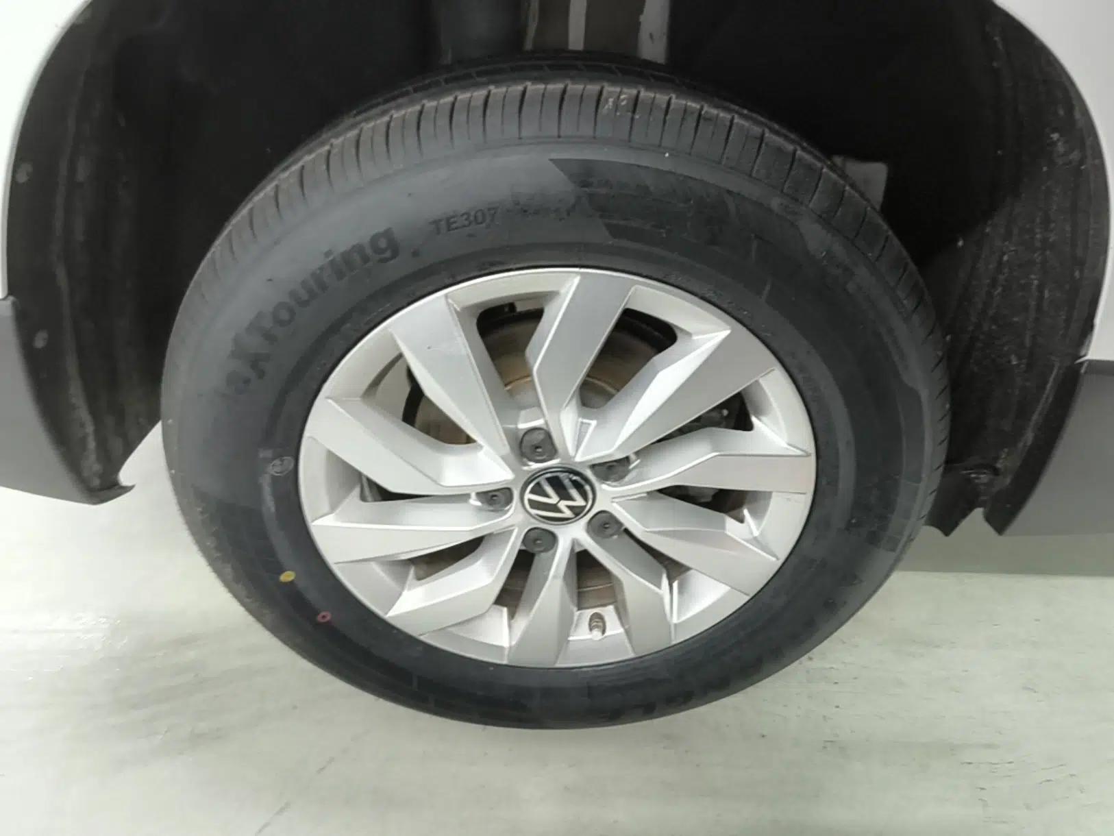 Volkswagen Tharu 2021 280TSI Two-Wheel Drive Trend Edition — миниатюра 16