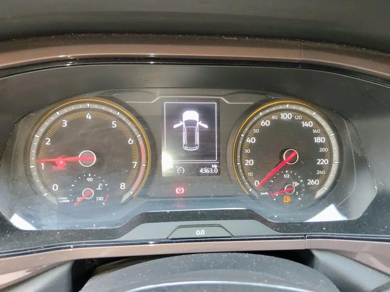 Volkswagen Tharu 2021 280TSI Two-Wheel Drive Comfort Edition — миниатюра 11