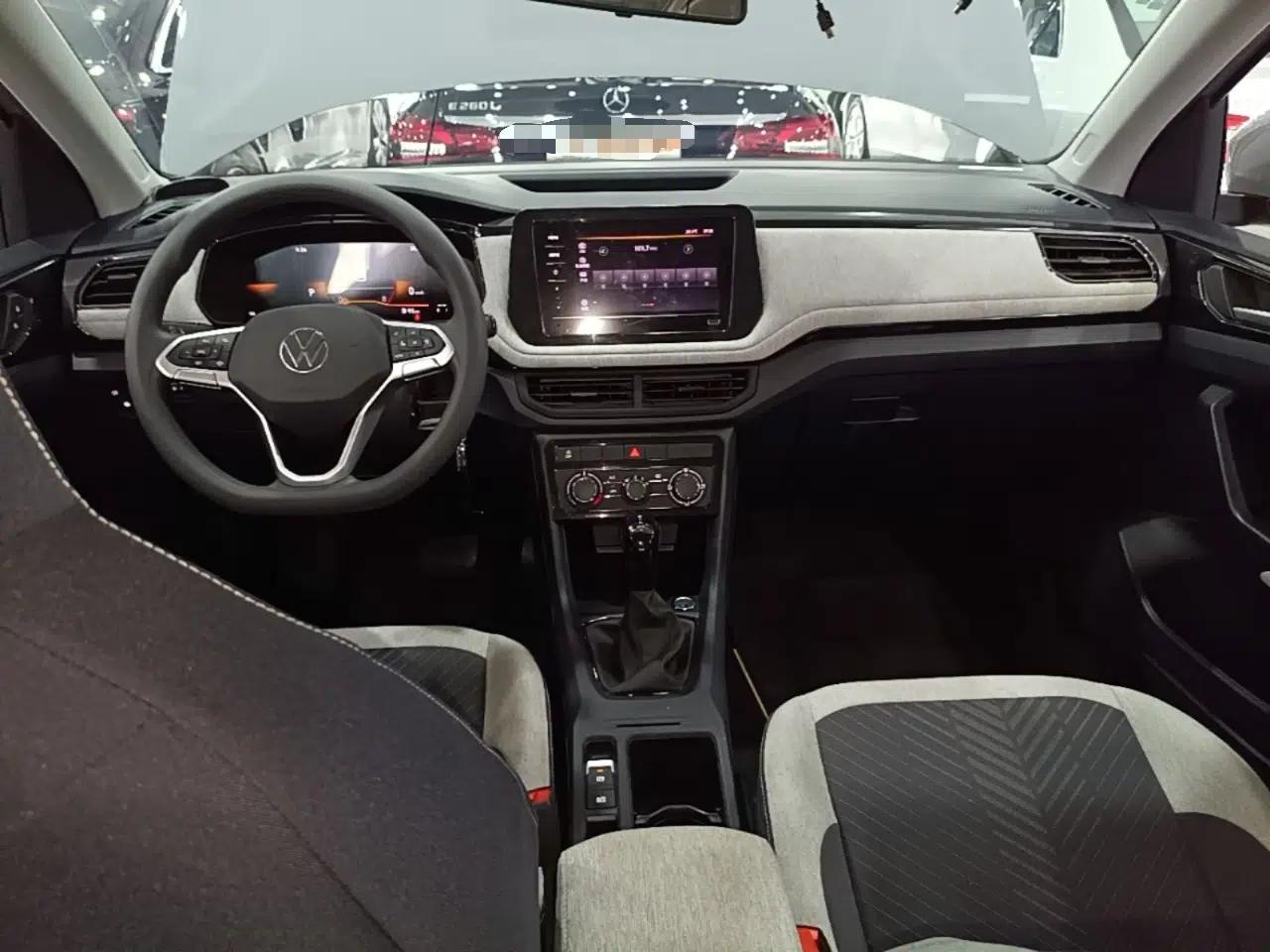 Volkswagen Tharu 2025 New Sharp 1.5L Sharp Edition — миниатюра 12