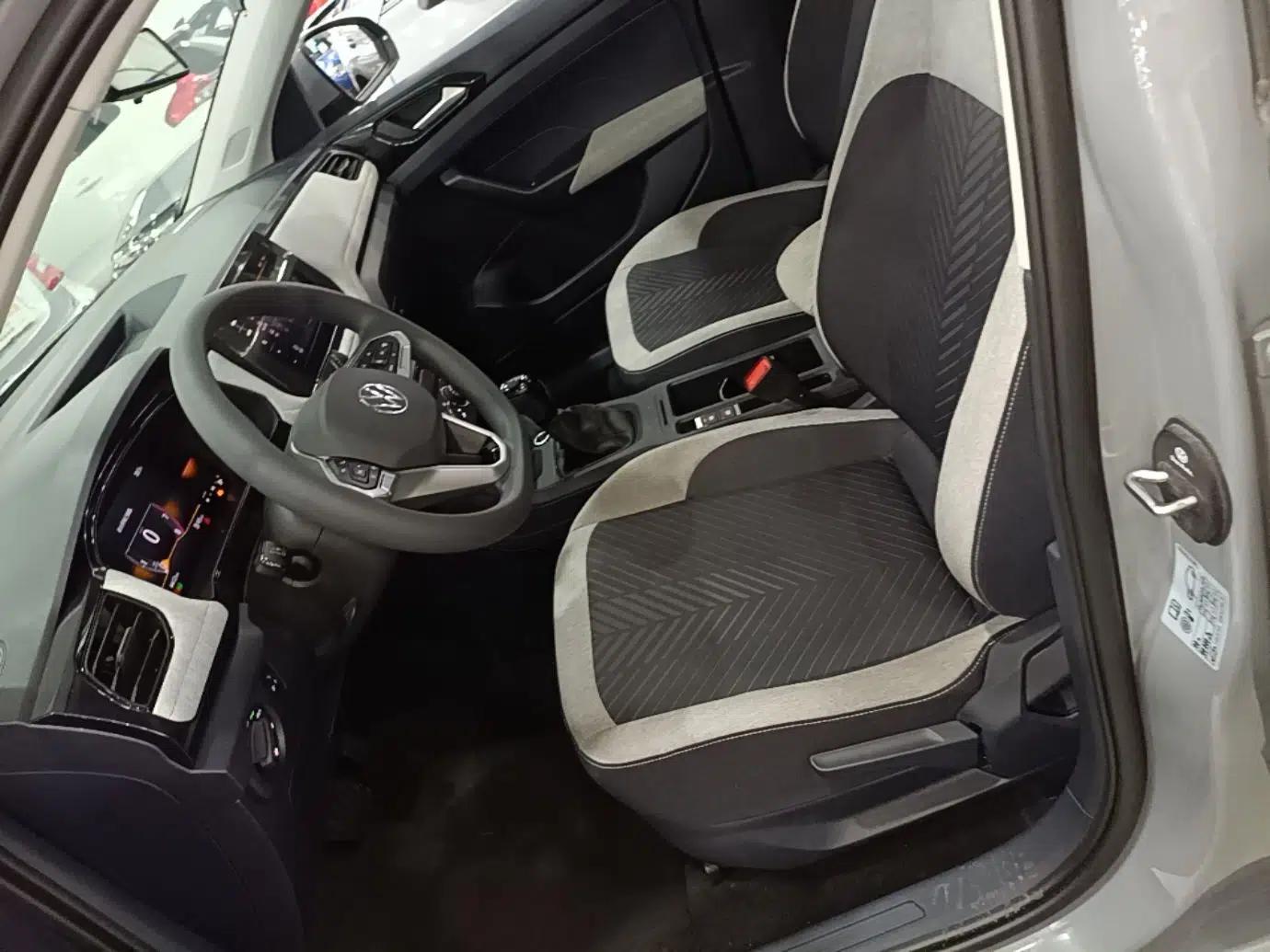 Volkswagen Tharu 2025 New Sharp 1.5L Sharp Edition — миниатюра 17