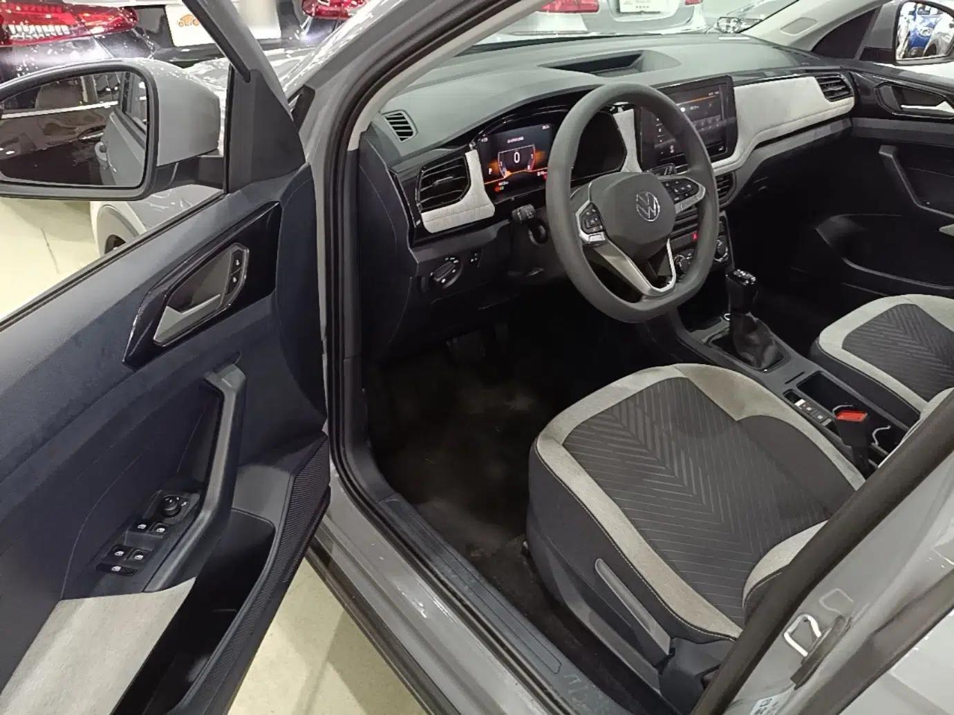 Volkswagen Tharu 2025 New Sharp 1.5L Sharp Edition — миниатюра 18