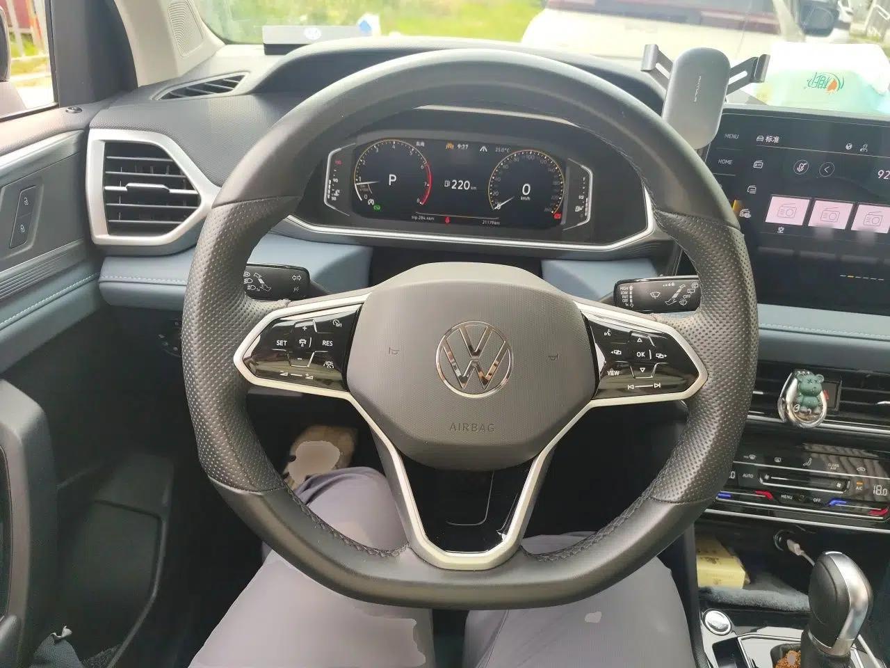 Volkswagen Tharu 2023 300TSI Two-Wheel-Drive Full Moon Edition — миниатюра 10