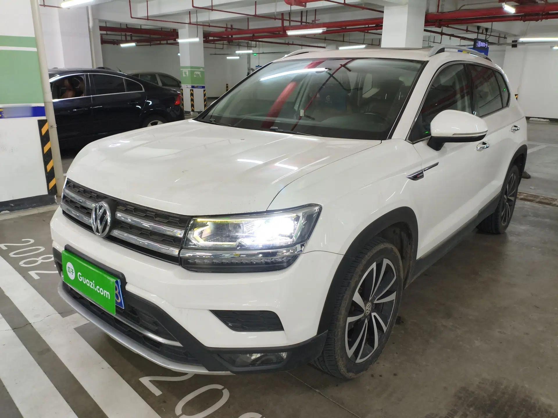 Volkswagen Tharu 2019 330TSI Four-Wheel Drive Luxury Edition China VI Standard — миниатюра 1