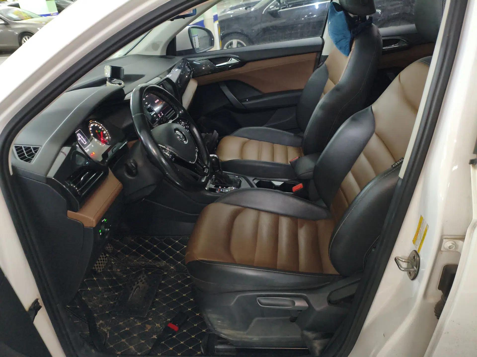 Volkswagen Tharu 2019 330TSI Four-Wheel Drive Luxury Edition China VI Standard — миниатюра 22