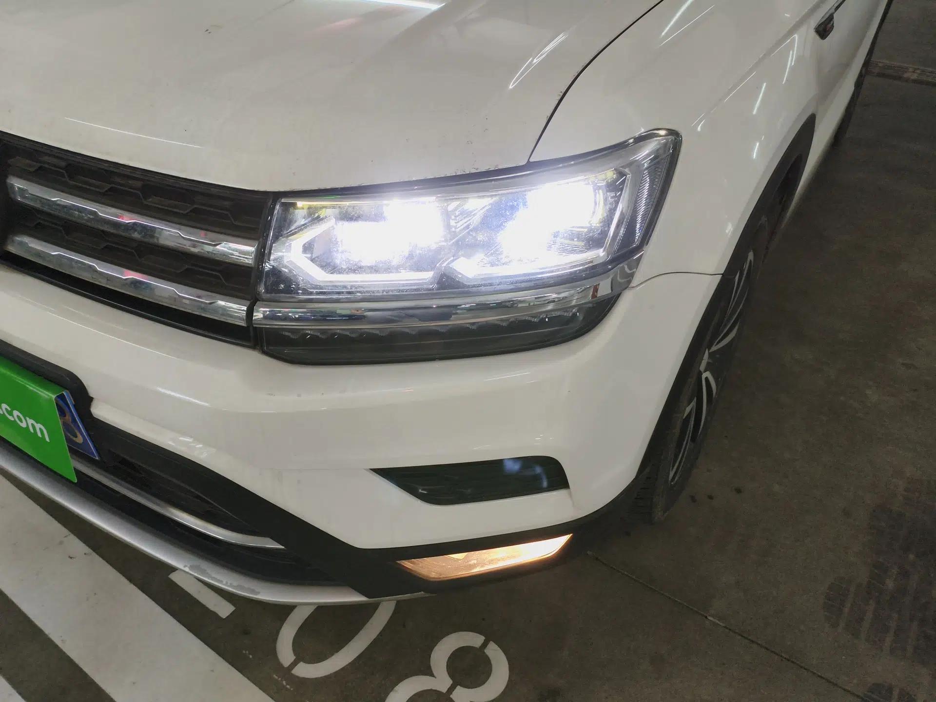 Volkswagen Tharu 2019 330TSI Four-Wheel Drive Luxury Edition China VI Standard — миниатюра 8