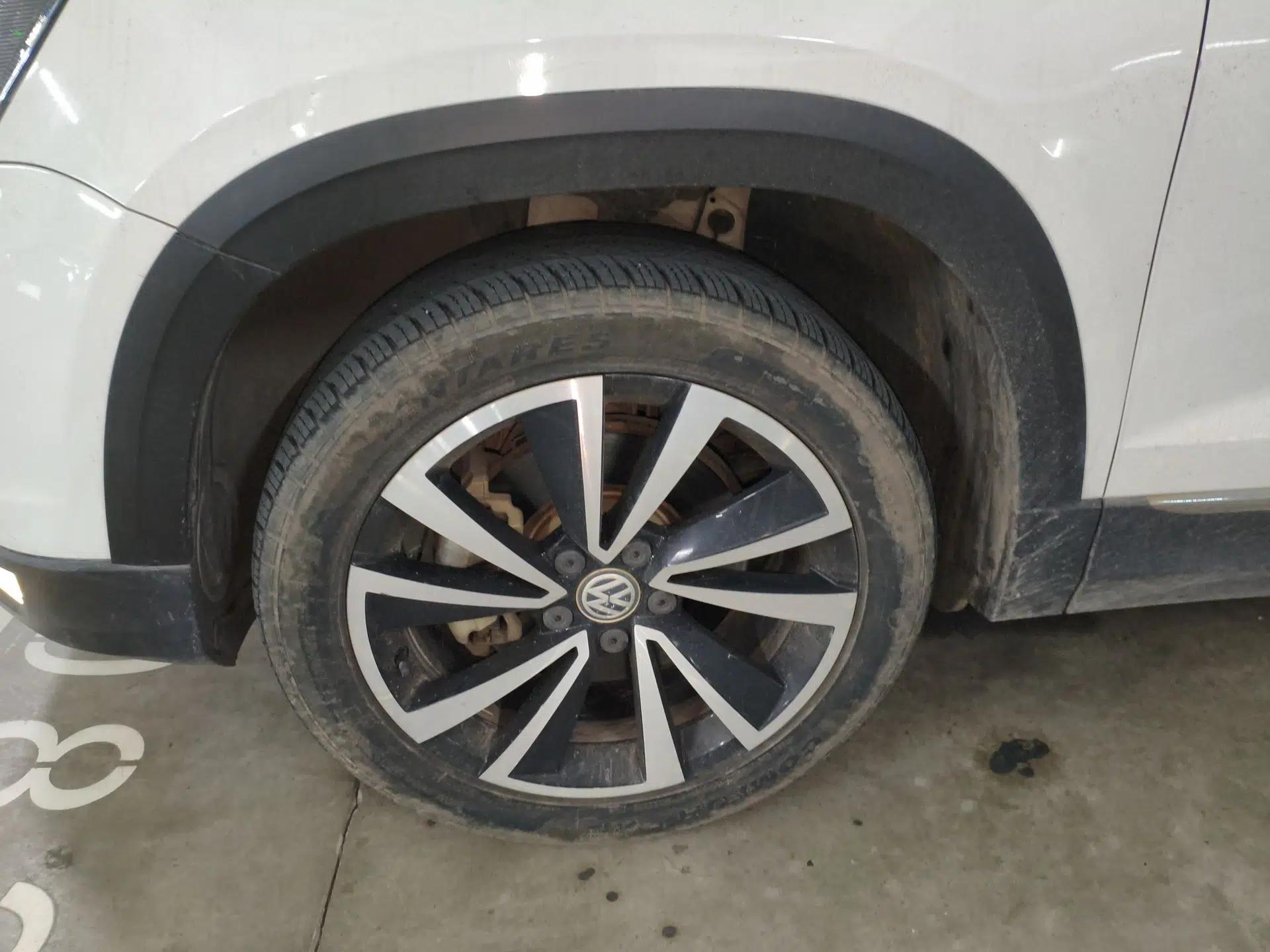 Volkswagen Tharu 2019 330TSI Four-Wheel Drive Luxury Edition China VI Standard — миниатюра 10