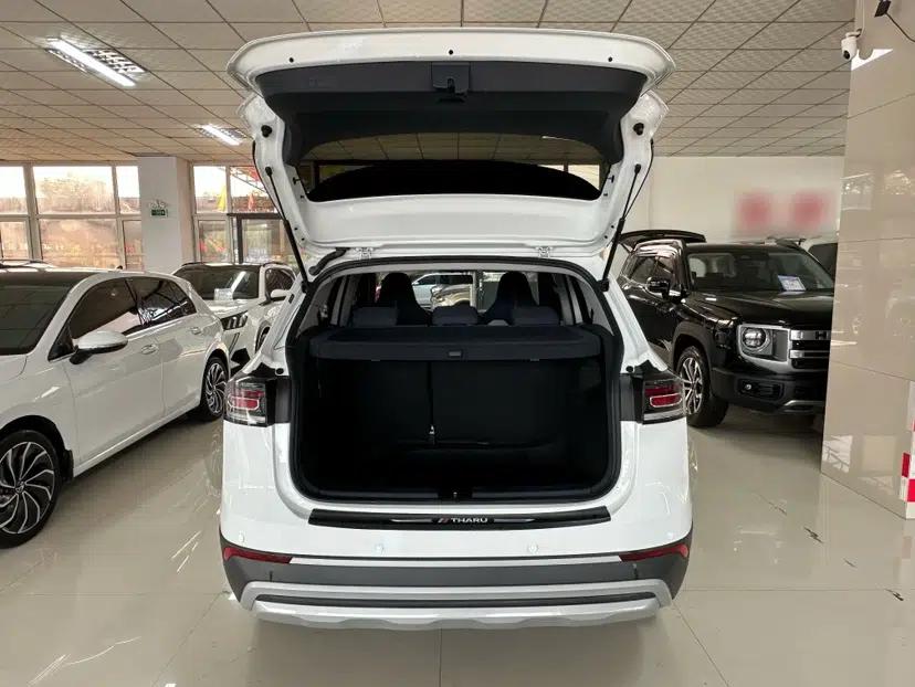 Volkswagen Tharu 2026 Model Xinrui 1.5L Rujin Edition — миниатюра 11