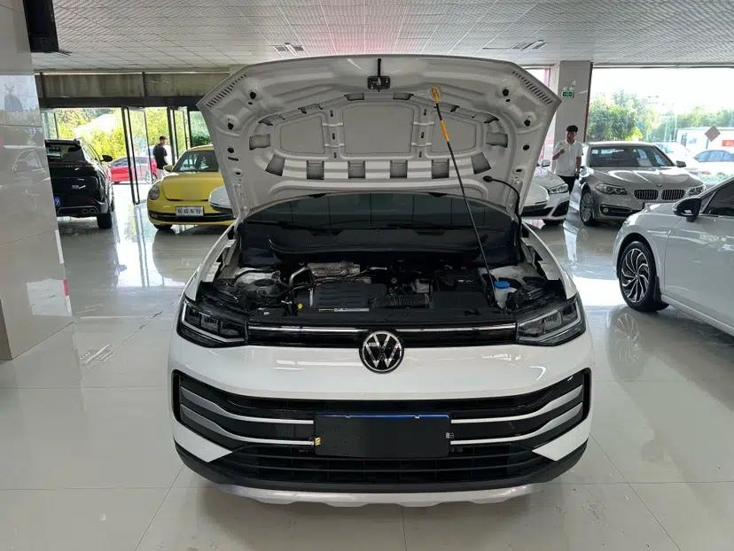 Volkswagen Tharu 2026 Model Xinrui 1.5L Rujin Edition — миниатюра 13