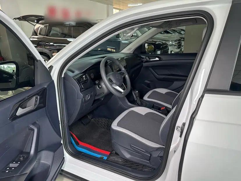 Volkswagen Tharu 2026 Model Xinrui 1.5L Rujin Edition — миниатюра 24