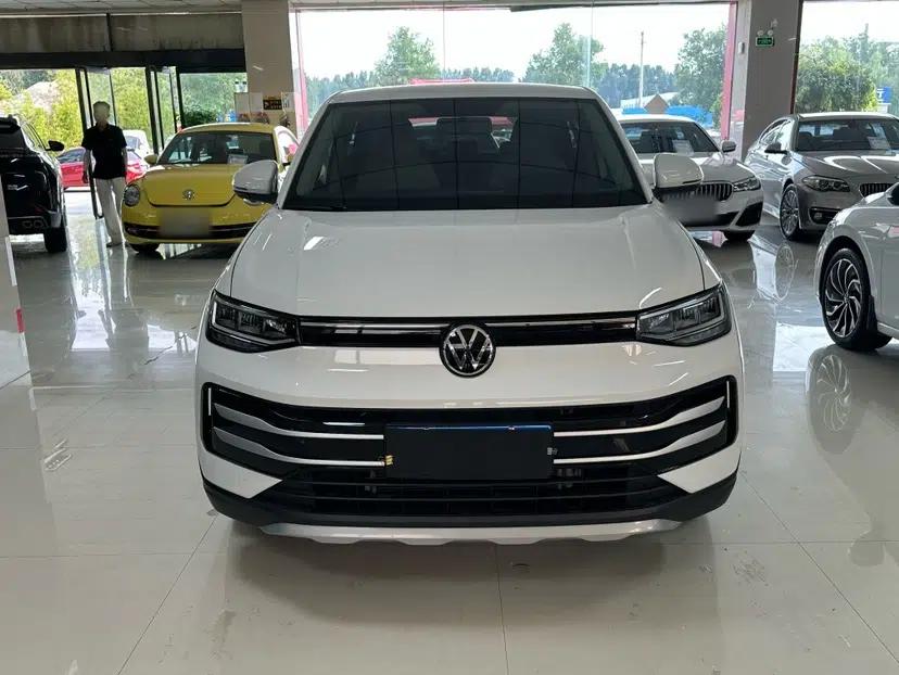 Volkswagen Tharu 2026 Model Xinrui 1.5L Rujin Edition — миниатюра 5