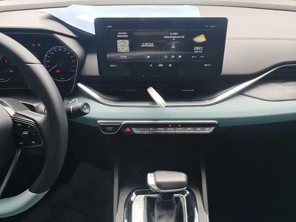 Geely Emgrand S 2022 1.4T CVT Crossover Player Edition — миниатюра 13