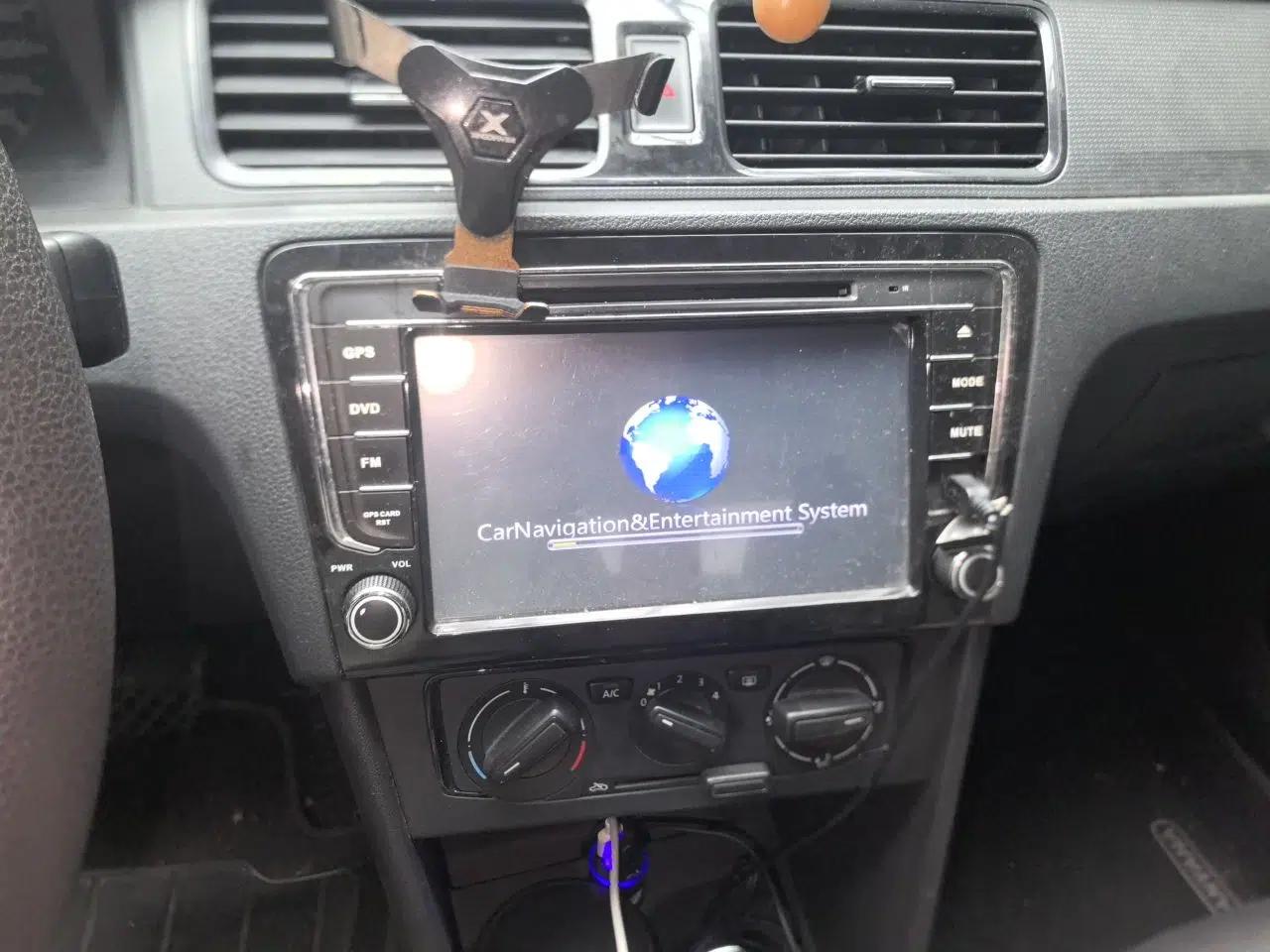 Volkswagen Santana 2013 1.6L Automatic Fashion Edition — миниатюра 13