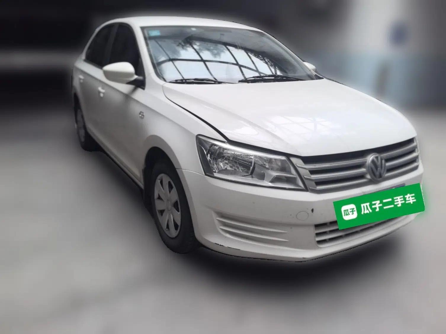 Volkswagen Santana 2013 1.6L Automatic Fashion Edition — миниатюра 3