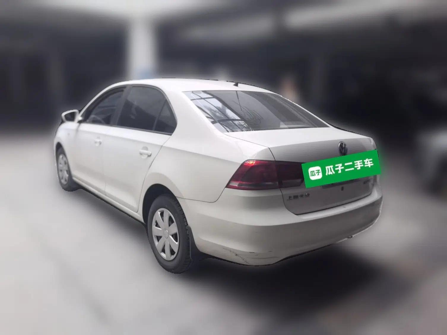 Volkswagen Santana 2013 1.6L Automatic Fashion Edition — миниатюра 4