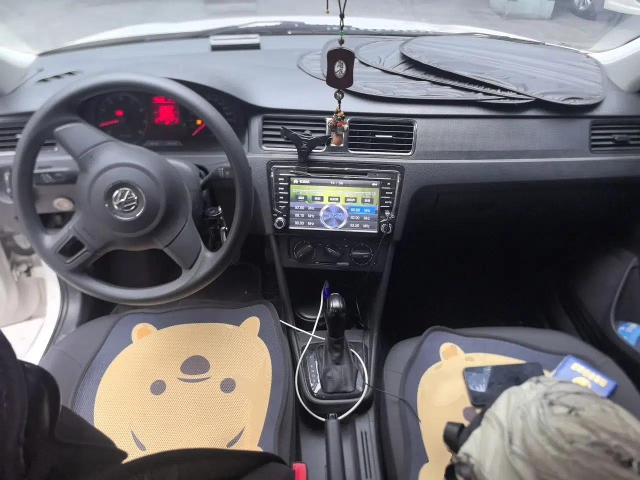 Volkswagen Santana 2013 1.6L Automatic Fashion Edition — миниатюра 9