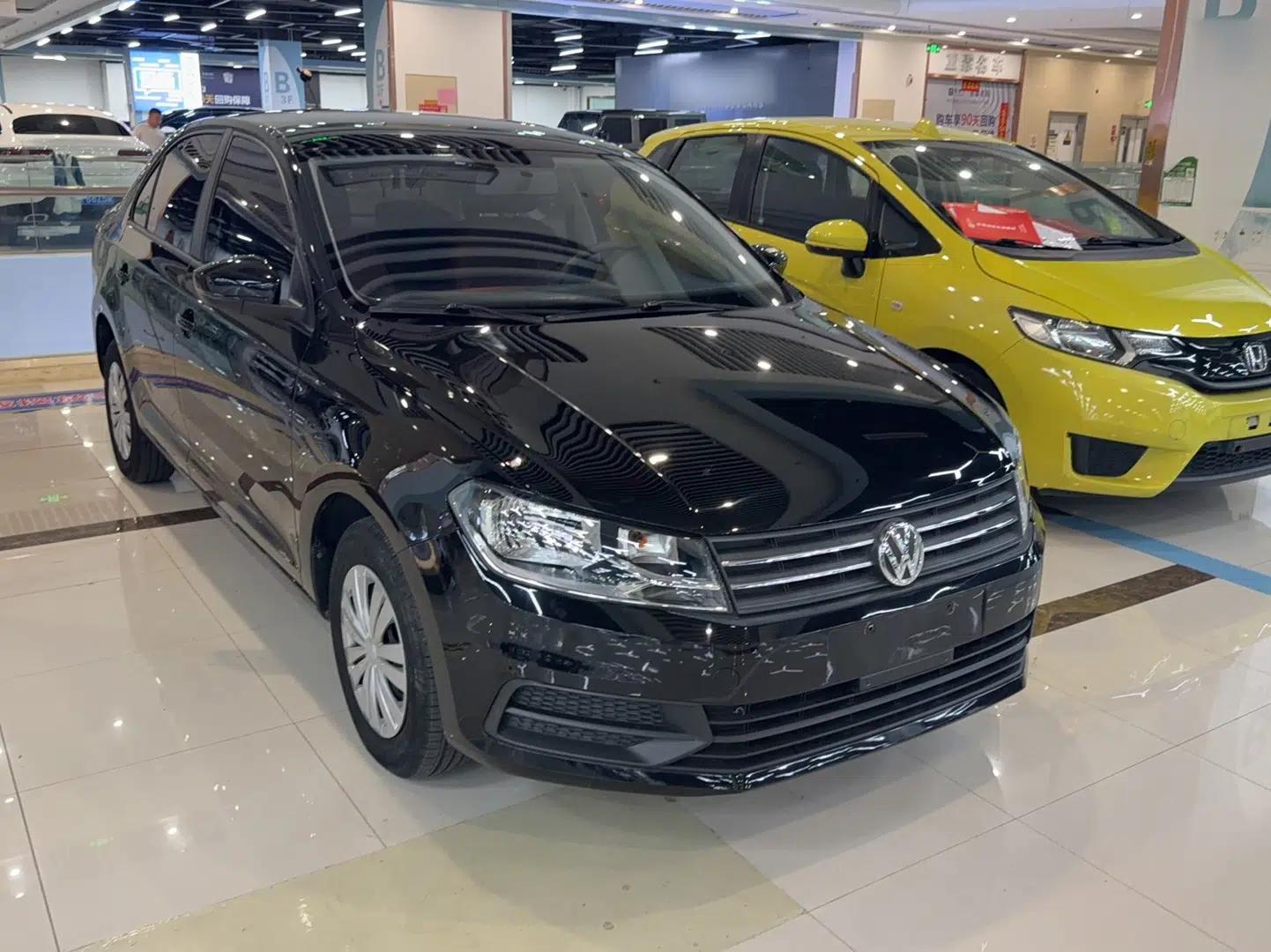 Volkswagen Santana 2021 1.5L Automatic Fashion Edition — миниатюра 3