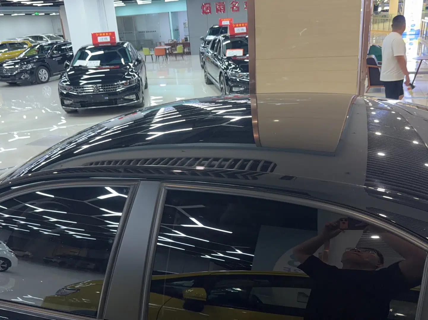Volkswagen Santana 2021 1.5L Automatic Fashion Edition — миниатюра 6