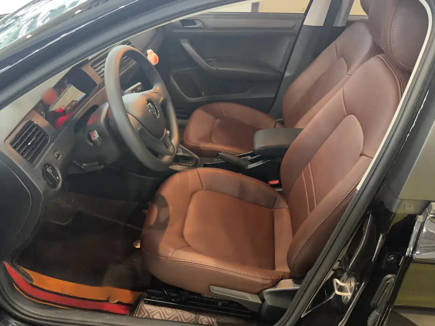 Volkswagen Santana 2021 1.5L Automatic Fashion Edition — миниатюра 10