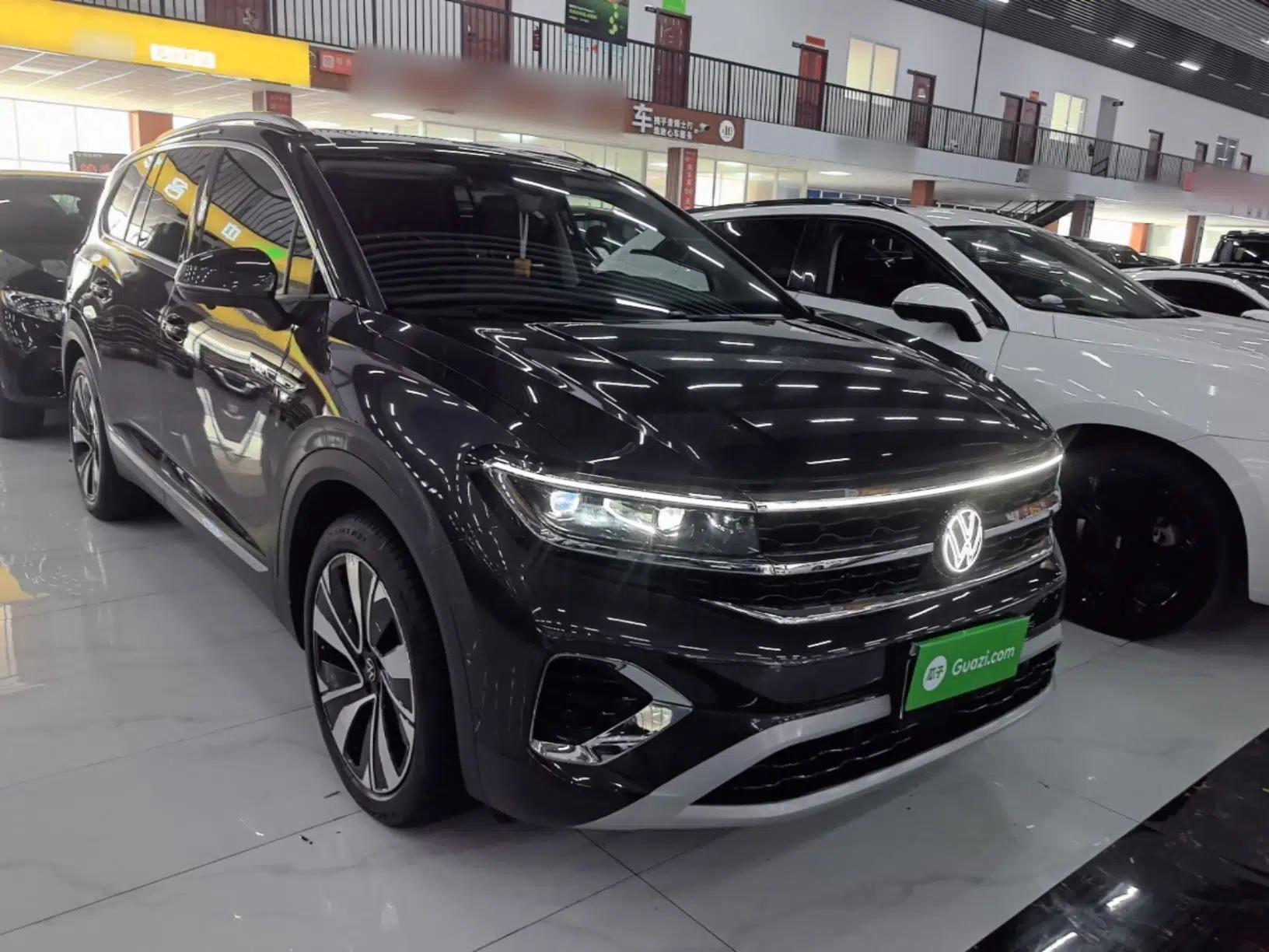 Volkswagen Talagon 2023 Facelift 380TSI All-Wheel-Drive Luxury Jiajing Pro 6-Seater — миниатюра 3