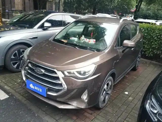 Refine S3 2017 1.5L Manual Deluxe Smart Edition