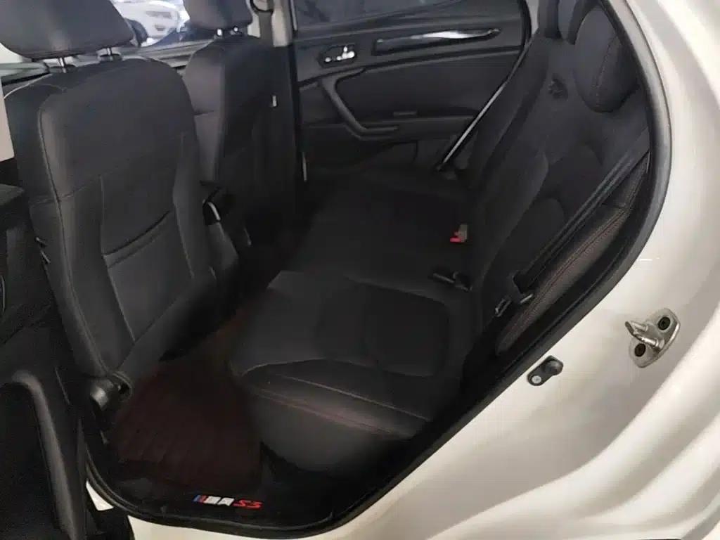 Refine S3 2017 1.5L Manual Deluxe Smart Edition — миниатюра 17