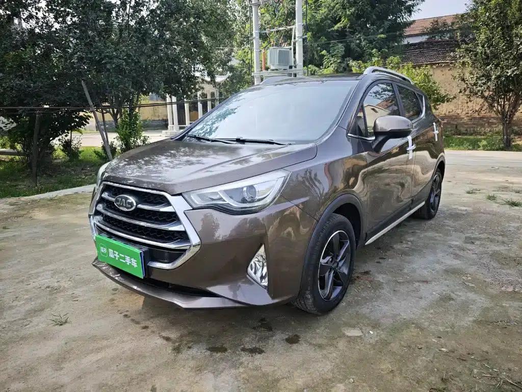 Refine S3 2017 1.6L Manual Deluxe Smart Edition — миниатюра 1
