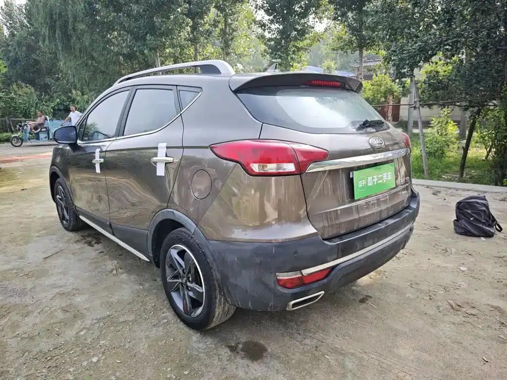 Refine S3 2017 1.6L Manual Deluxe Smart Edition — миниатюра 5