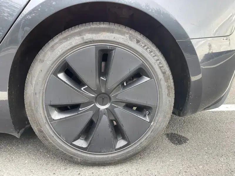 Model 3 2023 Rear-Wheel Drive — миниатюра 7