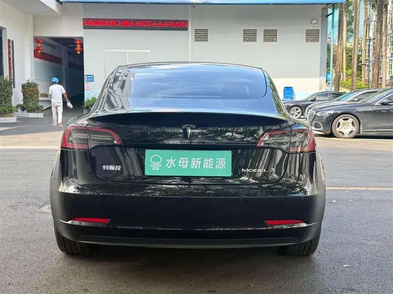 Model 3 2022 Rear-Wheel Drive — миниатюра 5