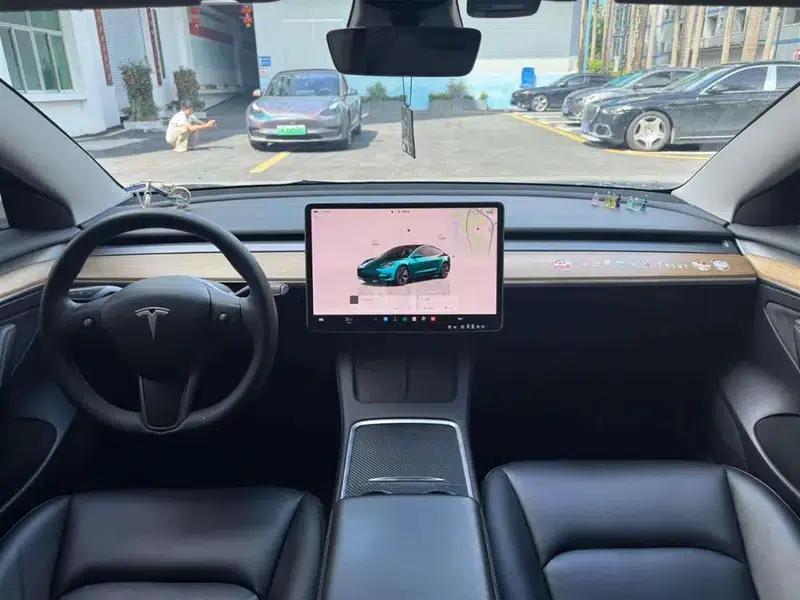 Model 3 2022 Rear-Wheel Drive — миниатюра 10
