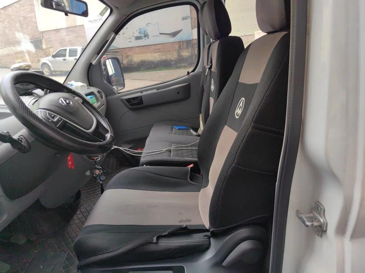 SAIC MAXUS Xintu V80 2016 2.5T Manual Aoyuntong National V Short Wheelbase Mid-Roof 6-Seater — миниатюра 15