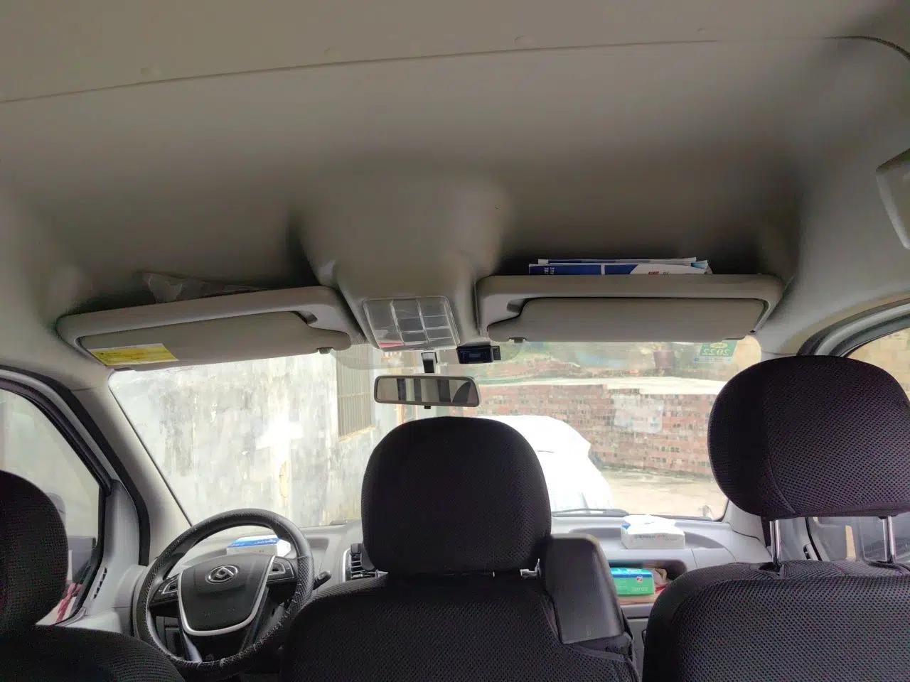SAIC MAXUS Xintu V80 2016 2.5T Manual Aoyuntong National V Short Wheelbase Mid-Roof 6-Seater — миниатюра 18