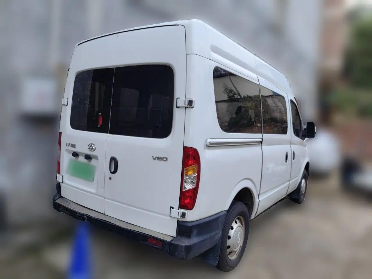SAIC MAXUS Xintu V80 2016 2.5T Manual Aoyuntong National V Short Wheelbase Mid-Roof 6-Seater — миниатюра 6