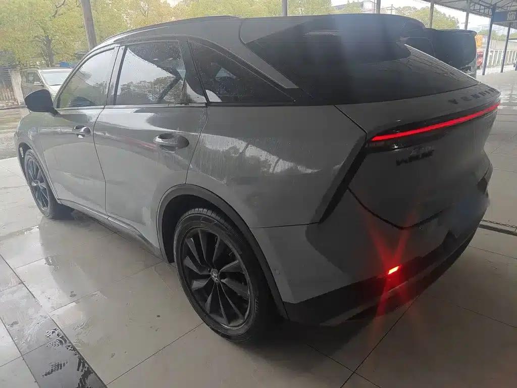 Venucia V2021 260T King Edition — миниатюра 23