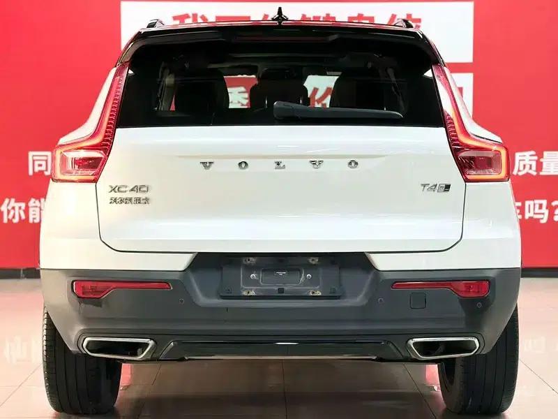 2021 Volvo XC40 T4 AWD Inscription Sport Edition — миниатюра 5