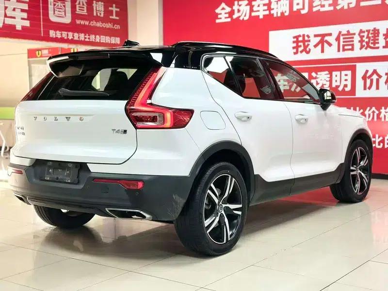 2021 Volvo XC40 T4 AWD Inscription Sport Edition — миниатюра 6