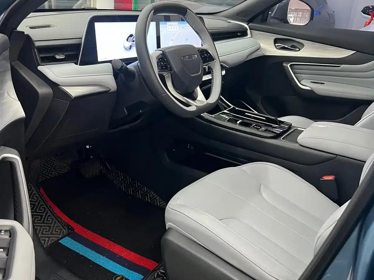 Venucia V DD-i 2025 Orca 150km Cruise Edition — миниатюра 4