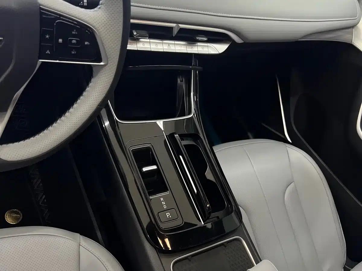 Venucia V DD-i 2025 Orca 150km Cruise Edition — миниатюра 5