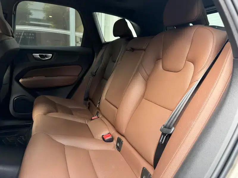 2024 Volvo XC60 PHEV T8 AWD Long Range Smart Luxury Edition — миниатюра 11