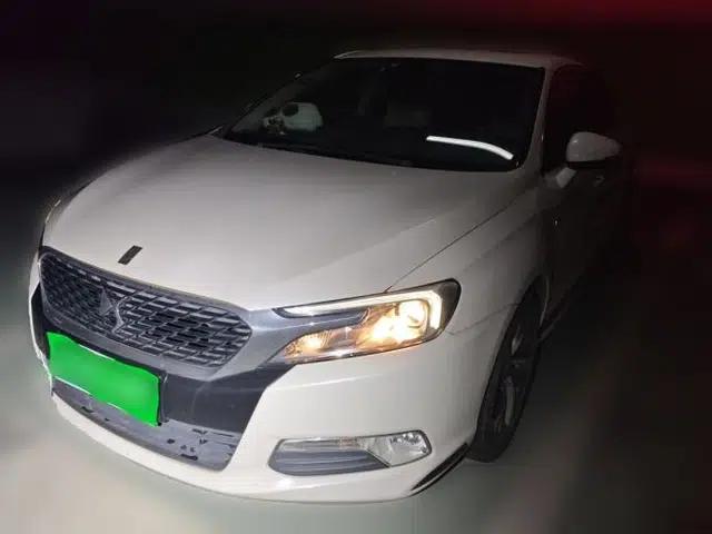DS 5LS 2015 1.6T Elegant Edition THP160